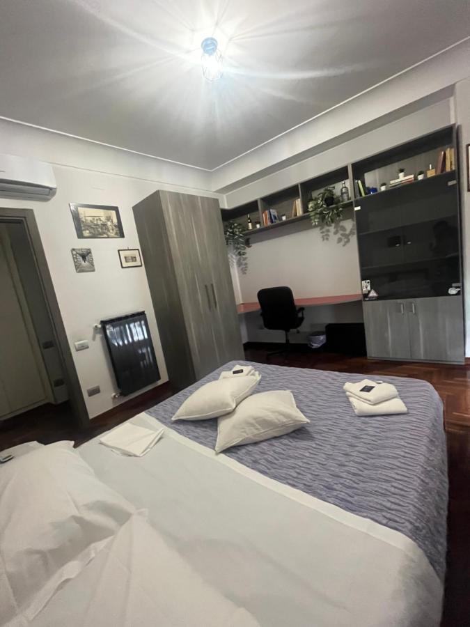 B&B La Casa di Sassa Napoli Bagian luar foto
